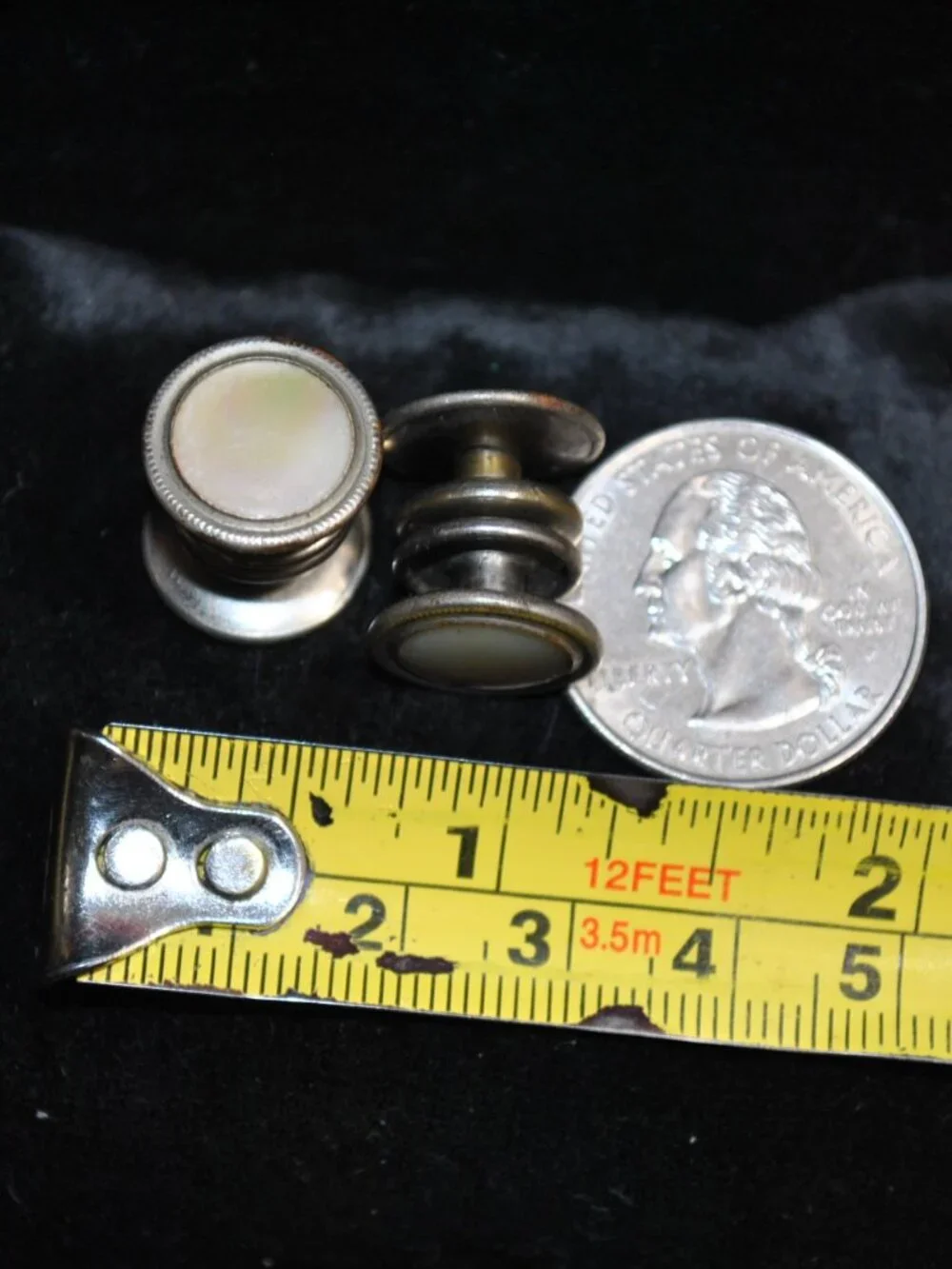 Antique/Vintage Mother of Pearl Shell Round Snap Cufflinks